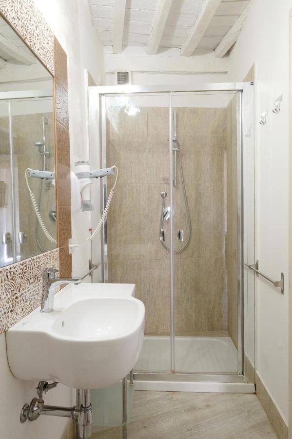 La Boheme Suite With Ac And Wifi Lucca Exteriör bild